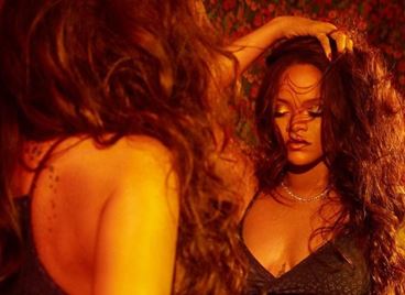 Поредно историческо постижение за Риана и Savage x Fenty