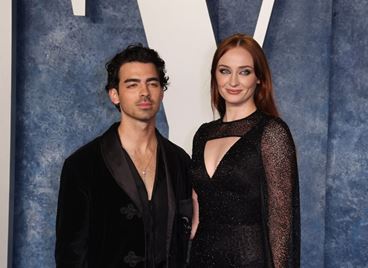 Джо Джонас и Софи Търнър се развеждат