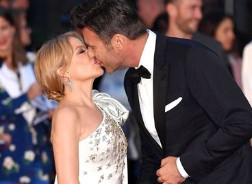 Кайли Миноуг е сгодена!