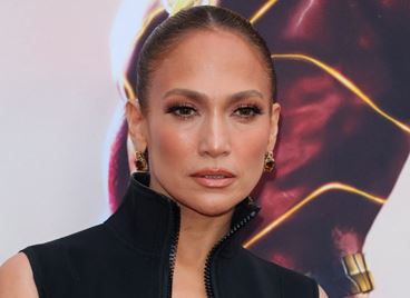 Джей Ло диктува правилата при косите този сезон