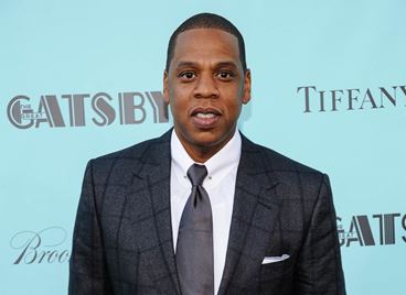 Джей Зи бе обвинен в сексуално насилие