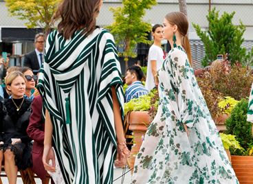 Дрескод: Cocktail Attire, explained