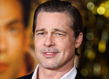 Брад Пит ще посрещне Нова година с новата си приятелка