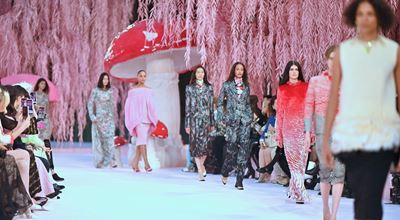 Приказната колекция на Матю Блази и Chanel