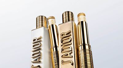 J ADIOR: Парфюмът на сияйната елегантност