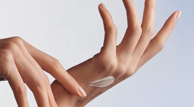 Студеното време е истинско изпитание за кожата на ръцете