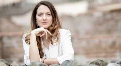 Писателката Костадина Костова: Историята, която избираме да разкажем