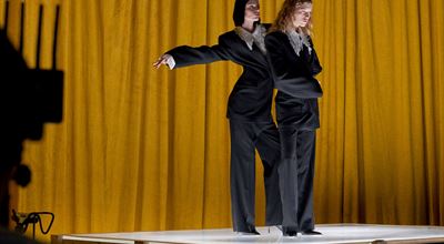 Решителна, дръзка и съвършена, такава ще е есента с H&amp;M Studio A/W 23