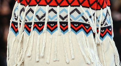 Момент, "баналните" подаръци могат да са style essentials?