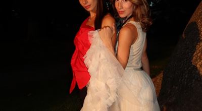 Известни лица се впуснаха в танца на връзките в новата кампания &quot;Облечи живота си с нещо безценно&quot;