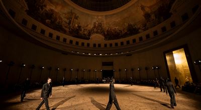 Новата мъжка колекция на Saint Laurent е вдъхновена от литературата