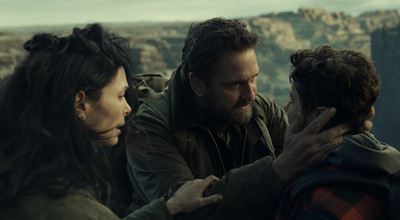 Джерард Бътлър отново в битка за оцеляване в "Гренландия: Миграция"