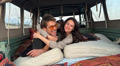 Love is in the air: Шайлийн Уудли и Лукас Браво с първи романтични кадри