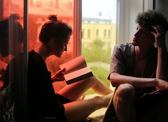 Секс тенденциите на 2022 г. ни изпращат извън всяка зона на комфорт