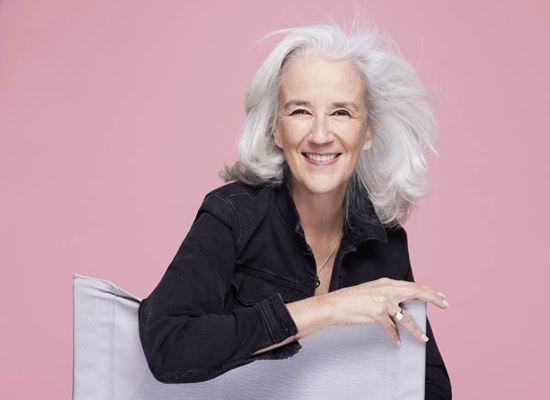 Обикновен поглед, необикновена история: &quot;Апартамент 614&quot; на Татяна дьо Роне