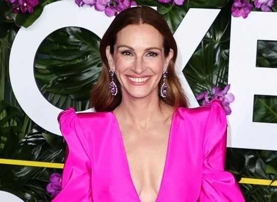 Джулия Робъртс рециклира рокля в подкрепа на борбата с рака