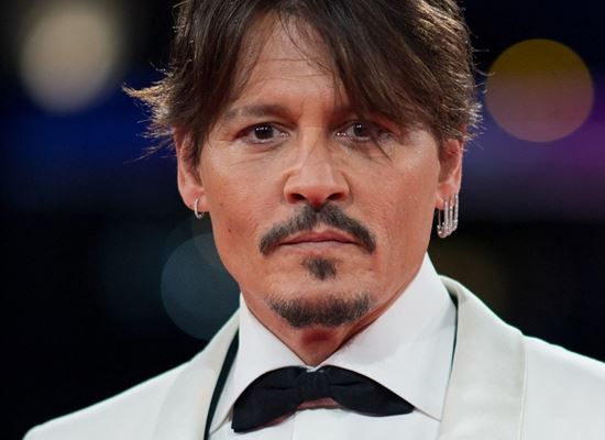 Джони Деп се завръща триумфално на фестивала в Кан