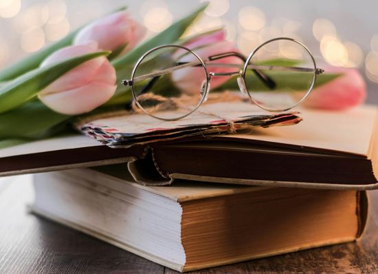 Заглавията на този месец