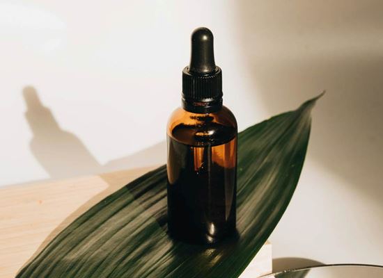 Защо рициновото масло стана viral?