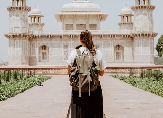 Горещият travel тренд, наречен "соло пътуване"