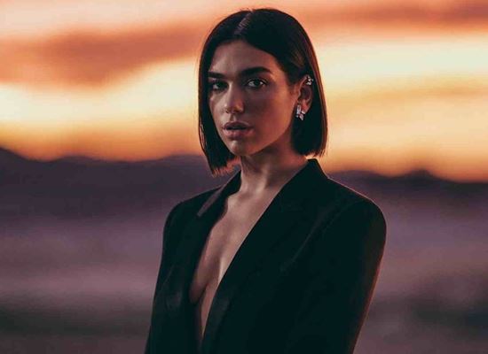 Guilty pleasure листът на Дуа Липа: суши, &quot;Клюкарката&quot; и още нещо