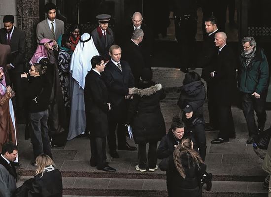 Пет чакани филма от Синелибри