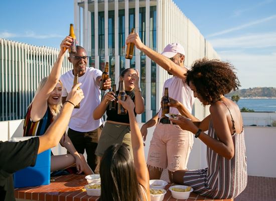 SOS! Не понасяте приятелите на гаджето си - какво да правите