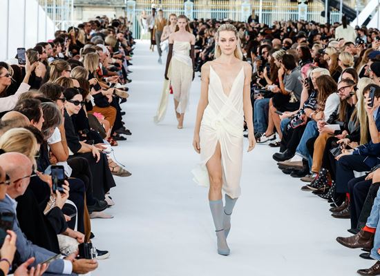 Oh La La Париж! Какво ни предложиха Chloе и Givenchy