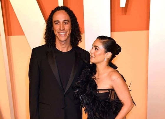 Съпругът на Ванеса Хъджънс разкри пола на бебето им