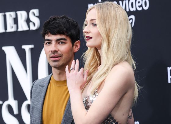 Софи Търнър и Джо Джонас разкриха подробности за раждането на дъщеря си