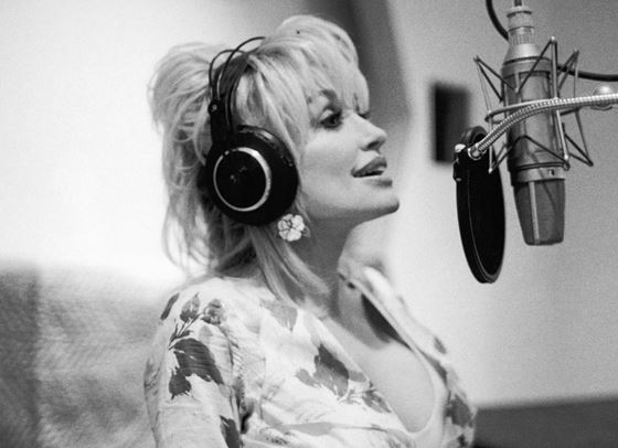 Доли Партън на 75: Жива легенда, звезда и икона