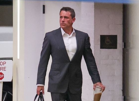 Бен Афлек си купи дом... без Джей Ло