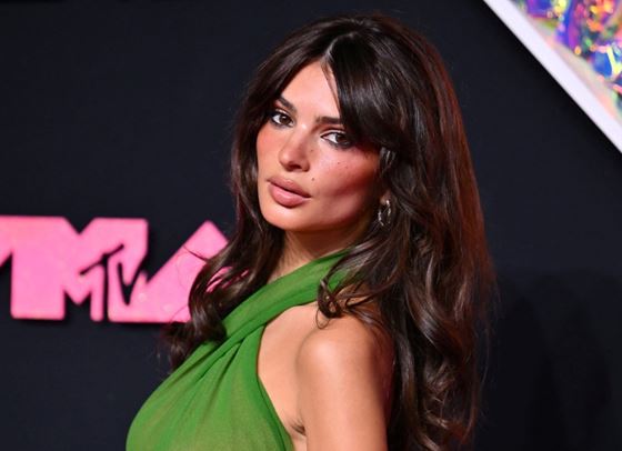 Емили Ратайковски има нов мъж в живота си