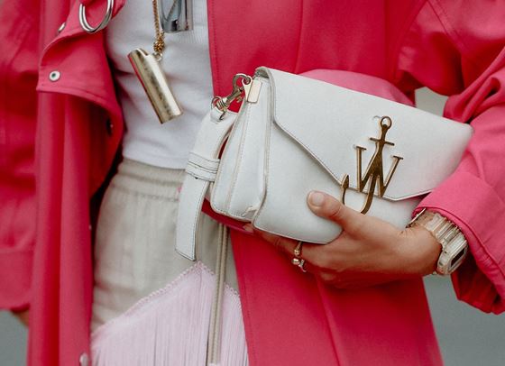 Най-предпочитаните дамски чанти това лято