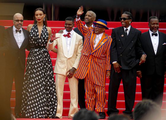 Шестминутни овации за &quot;Highest 2 Lowest&quot; с A$AP Rocky и Дензъл Уошингтън