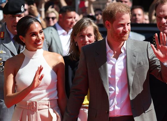 Принц Хари и Меган Маркъл отново греят на червения килим