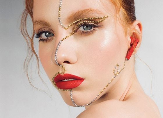 3 beauty тенденции и smart аксесоарите, с които да ги подчертаете