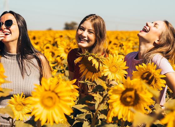 Какво очаква всички зодии през април?