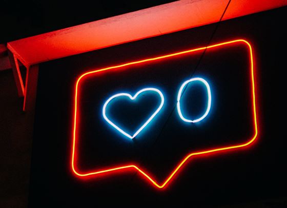 Instagram и Facebook спряха. Спира ли светът?