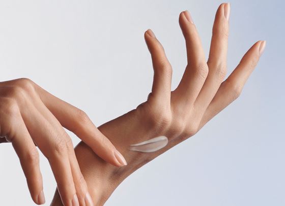 Студеното време е истинско изпитание за кожата на ръцете