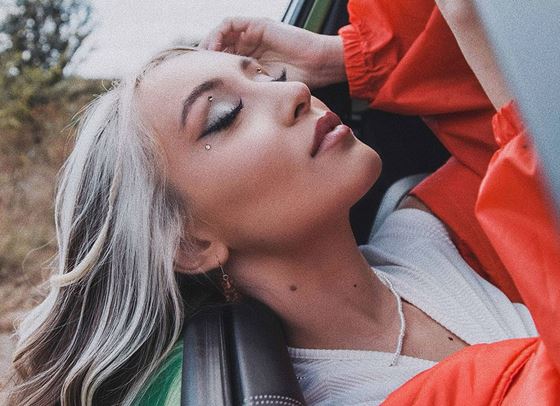 Когато Дара Екимова чувства, тя разказва красиви истории