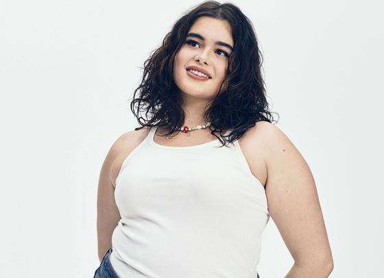 Барби Ферейра приема тялото си, но не мисли, че килограмите са тренд