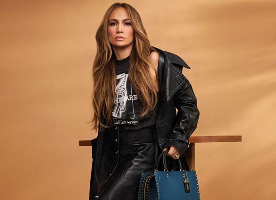 Джей Ло показа лични снимки от сватбата с Бен Афлек