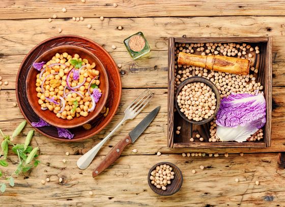 Веган яхния от нахут за обяд