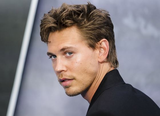 Остин Бътлър с впечатляваща трансформация за нов филм