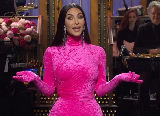 Ким Кардашиян се оказа чудесен водещ на Saturday Night Live