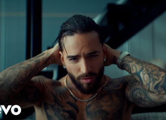 Малума ни кара да забравим зимата с новото си видео