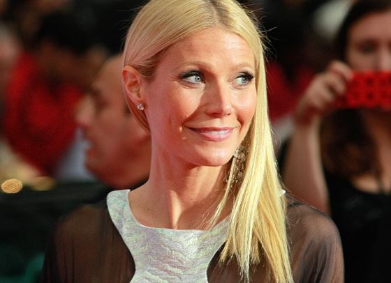 Гуинет Полтроу най-накрая коментира експлодиращата свещ