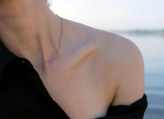 Как да забавим стареенето на кожата на шията?