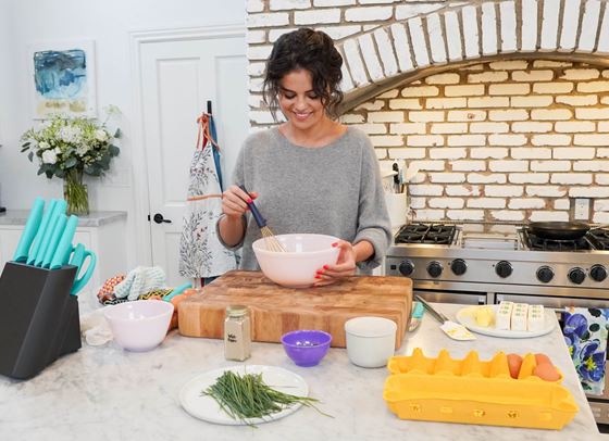 Третият сезон на Selena + Chef излиза на 28 октомври